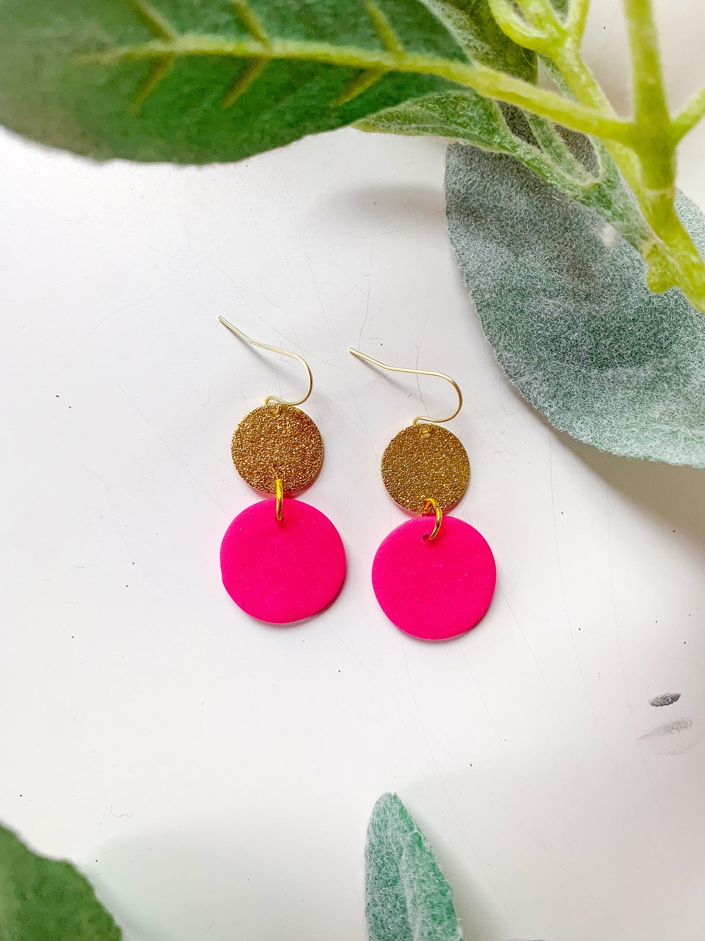 Viva Magenta Round Dangles
