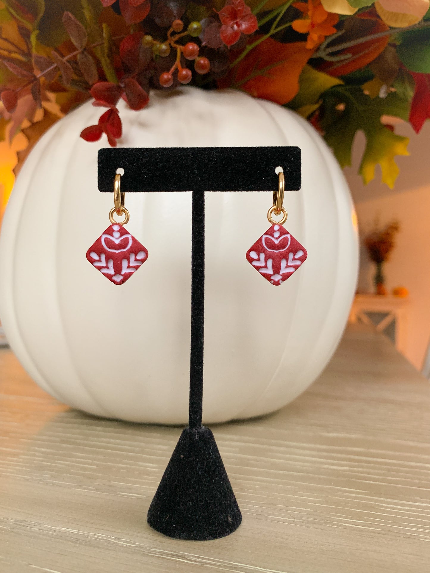 CHARM BAR Traditional Red Tile Charms