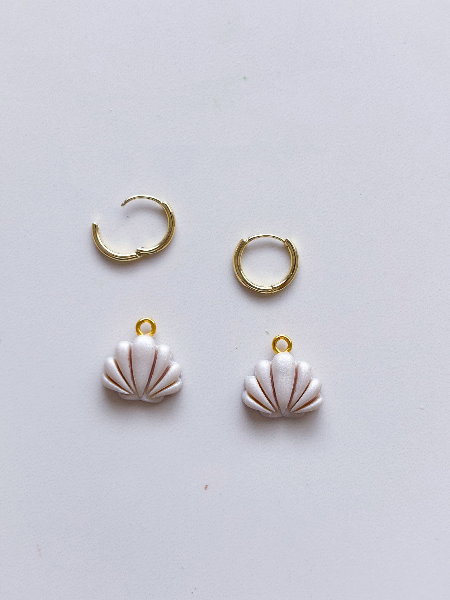 CHARM BAR Seashell Charms