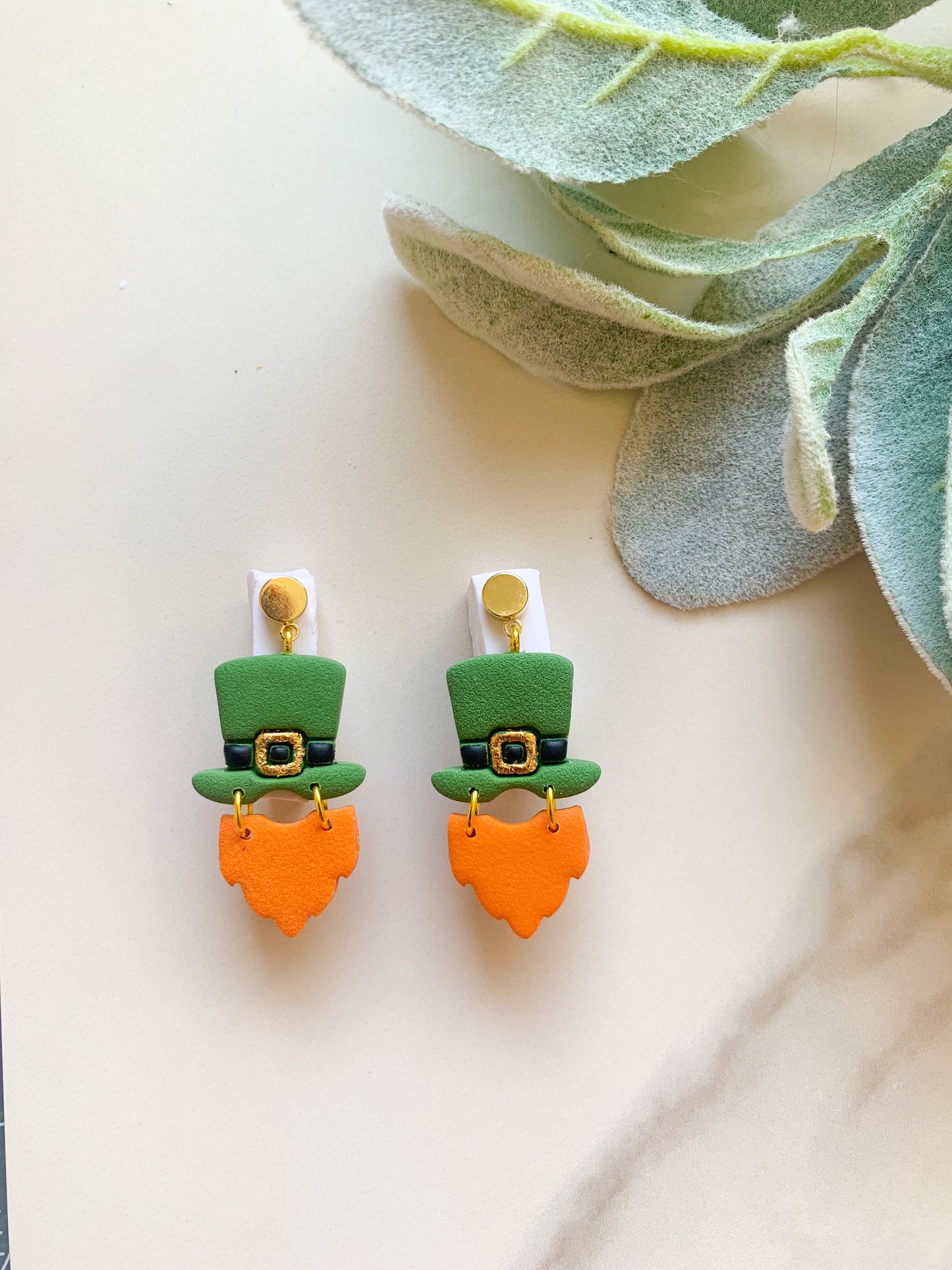Leprechaun Dangles