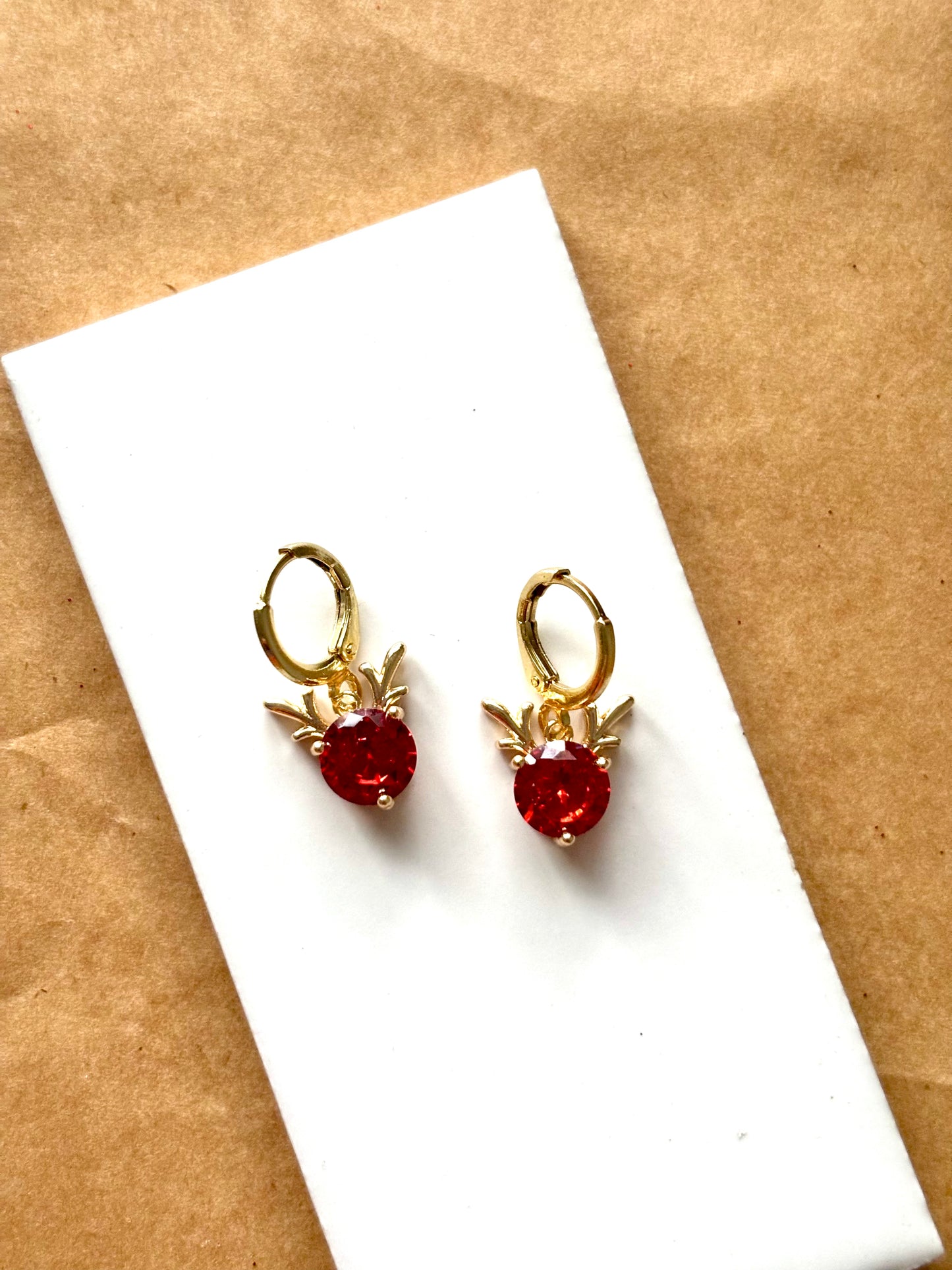 Red Chrystal Reindeer Huggies