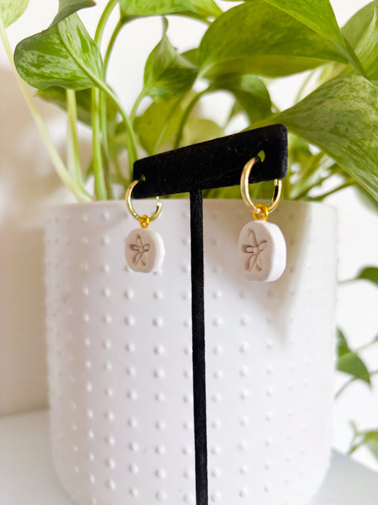 CHARM BAR Sanddollar Charms