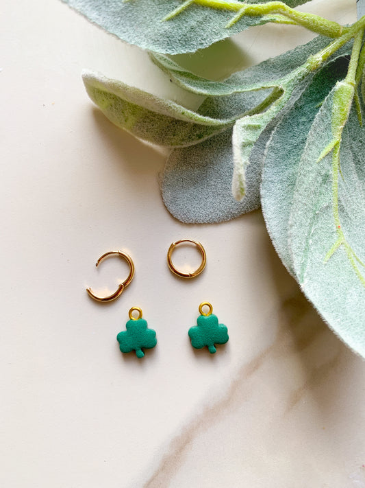 CHARM BAR Shamrock Charms