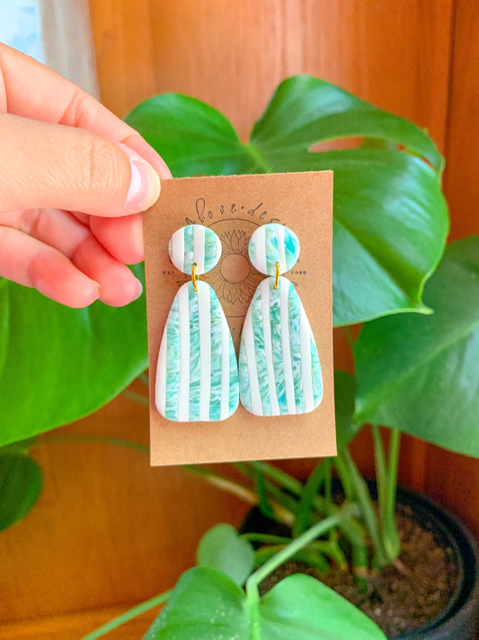 Oceanic Stripped Dangles